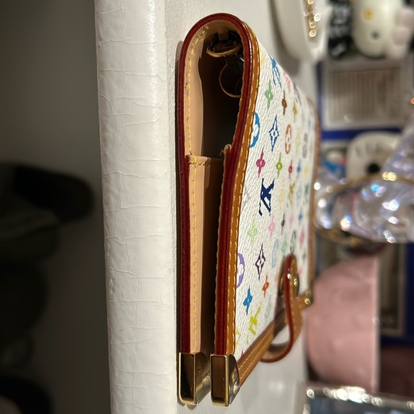 (SOLD) Louis Vuitton Monogram Multicolor Small Ring Agenda - Picture 4 of 12